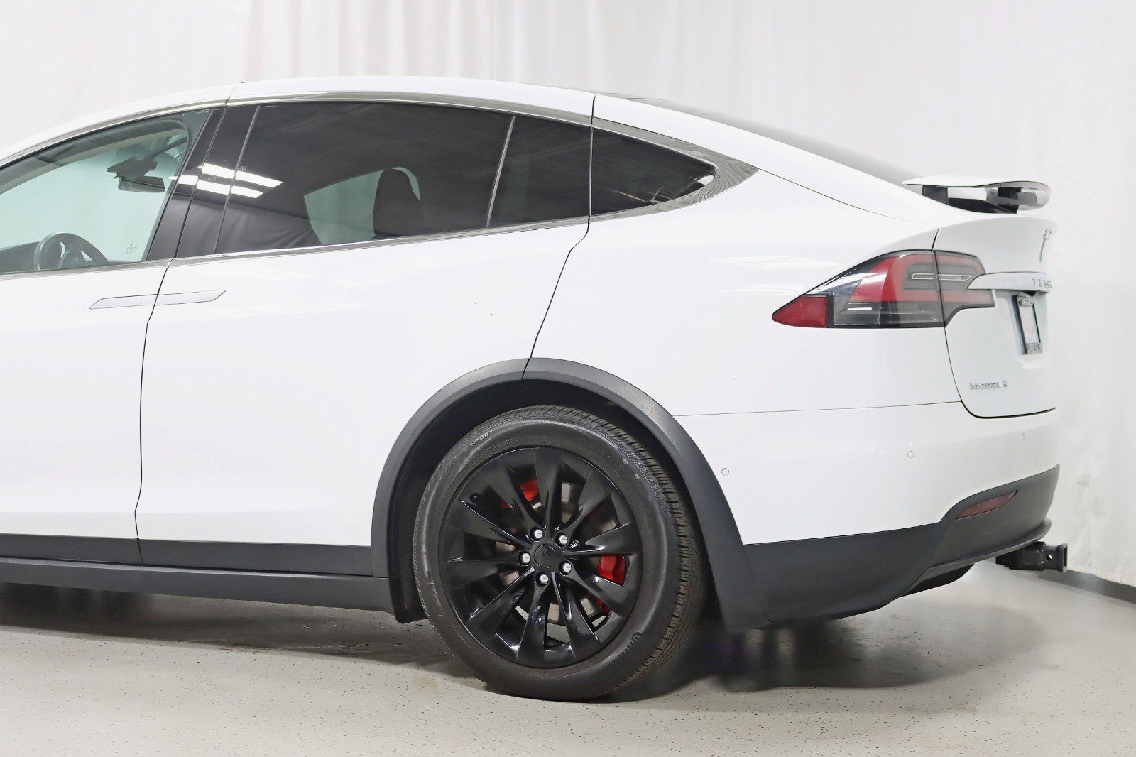Used 2016 Tesla Model X AWD/4WD image 11