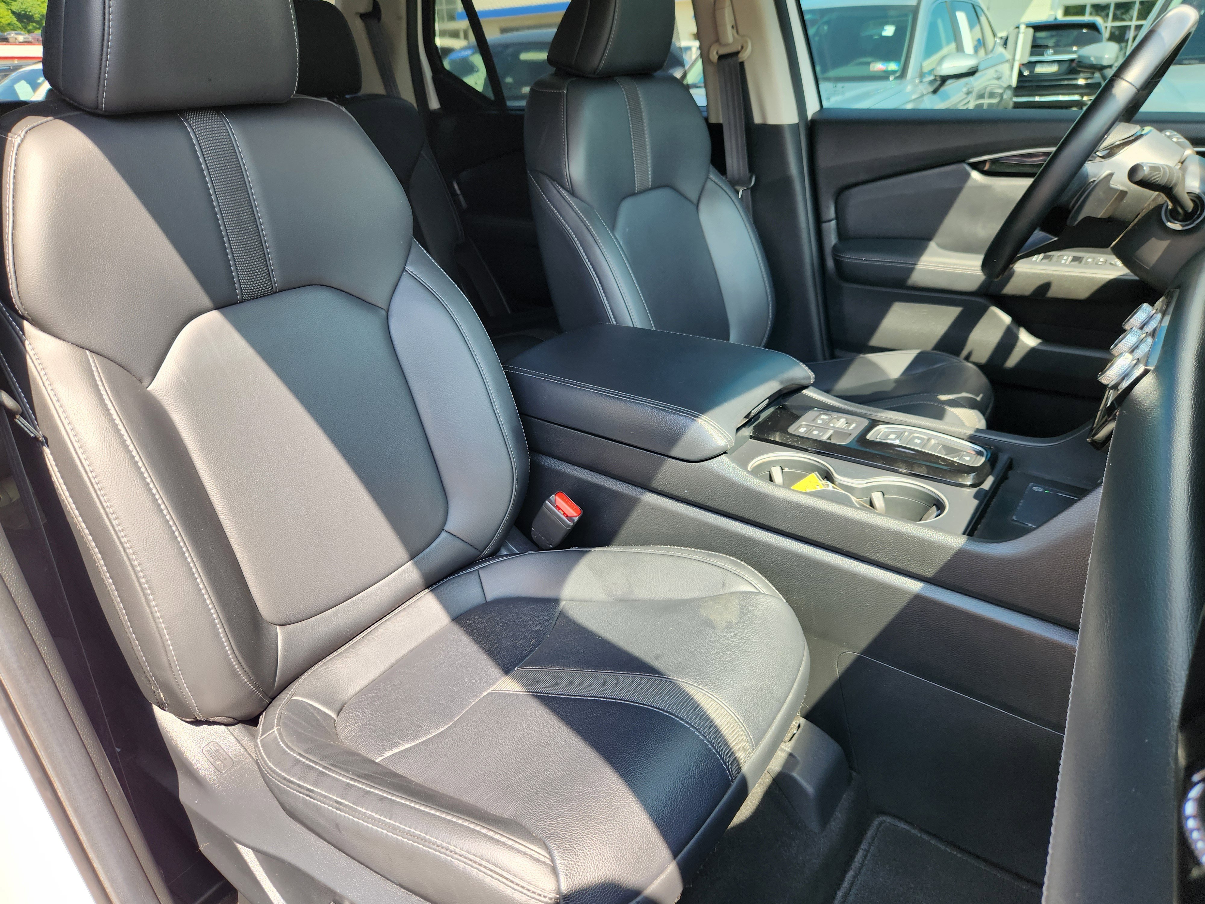 Certified 2024 Honda Pilot Touring image 15