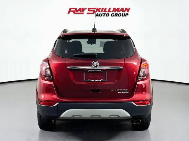 Used 2021 Buick Encore Preferred AWD/4WD image 6