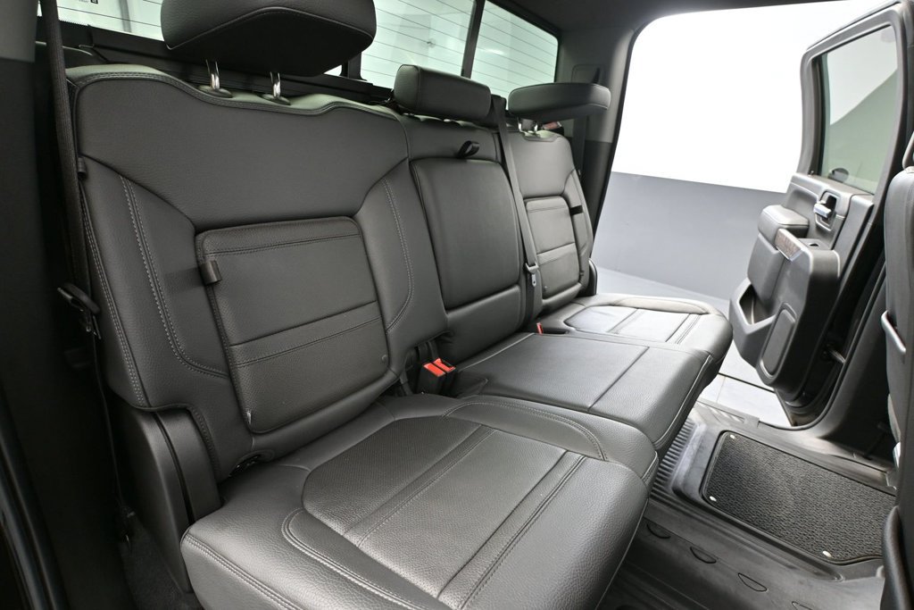 Used 2021 GMC Sierra 2500 Denali w/ Denali Ultimate Package AWD/4WD image 35