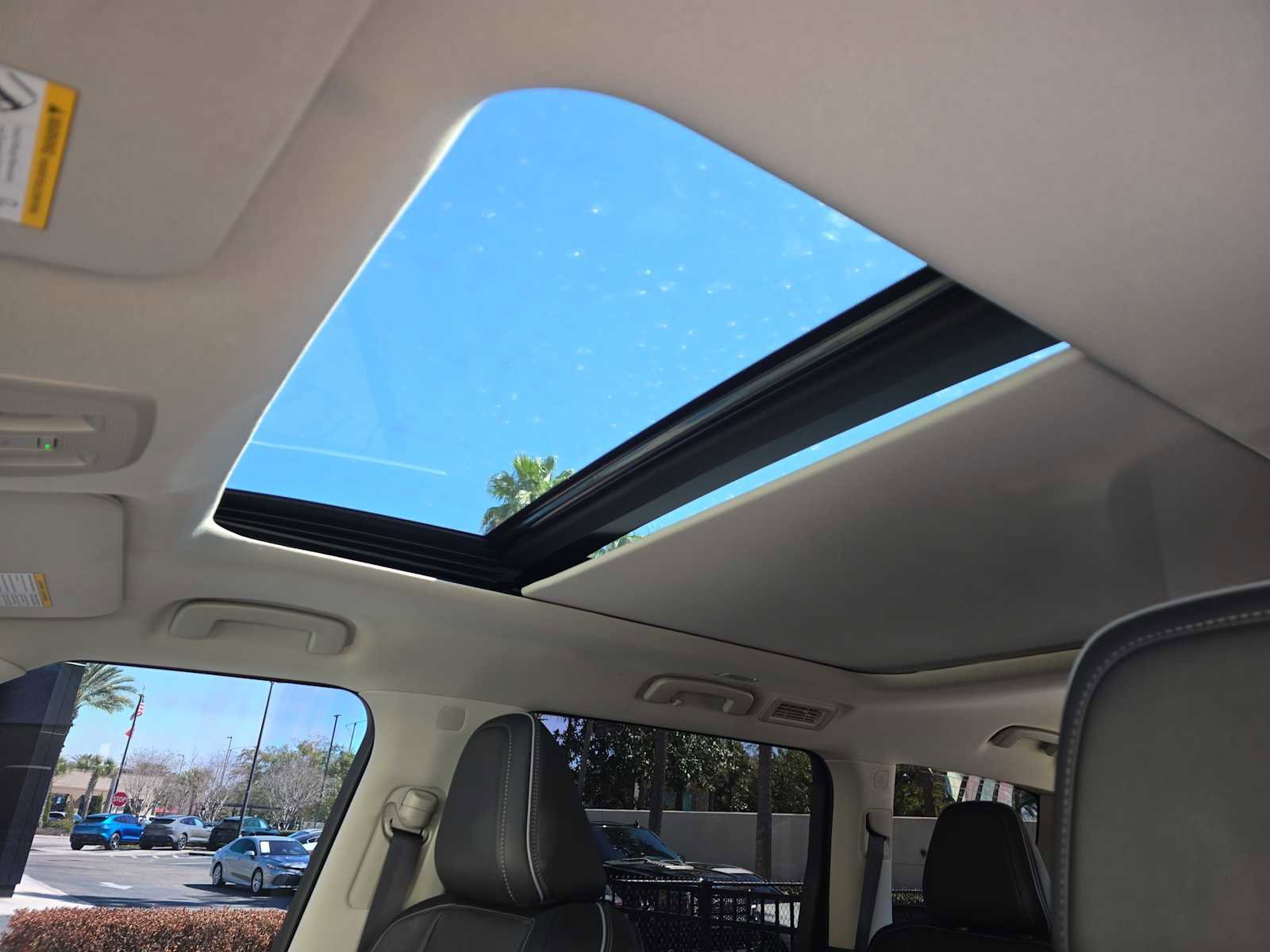 Certified 2025 INFINITI QX80 Luxe image 24