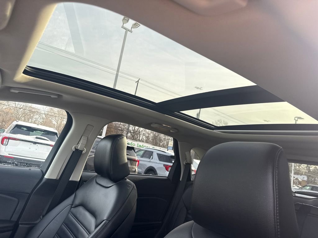 Used 2023 Ford Edge SEL w/ Convenience Package image 27