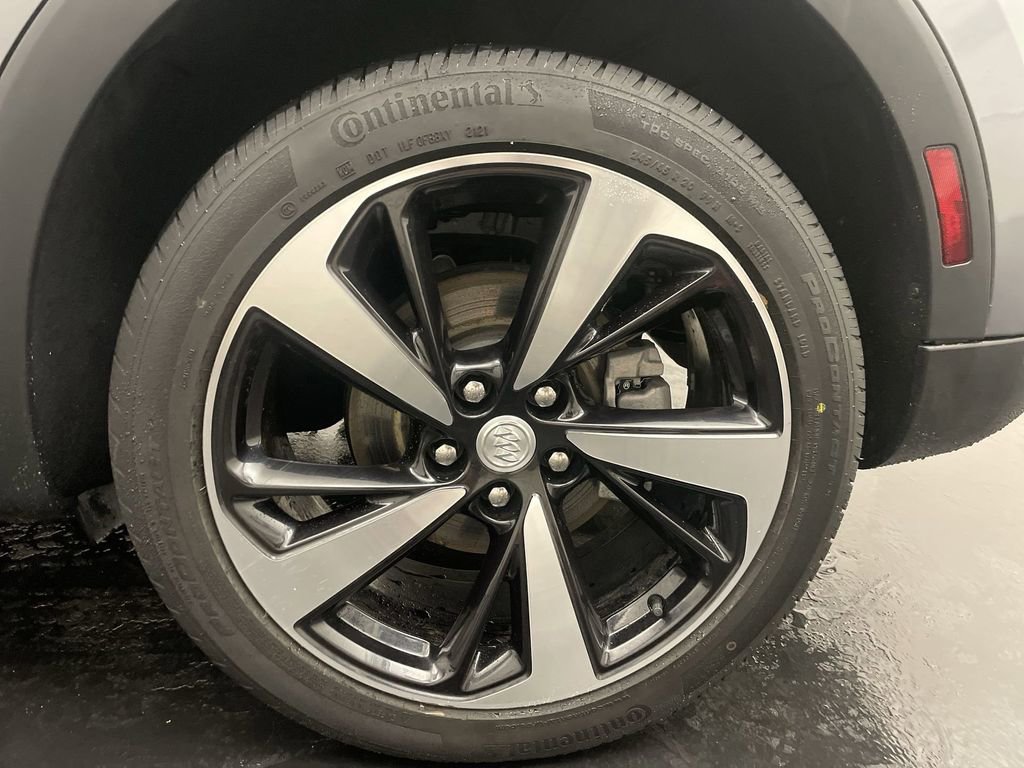 Used 2021 Buick Envision Essence FWD image 25