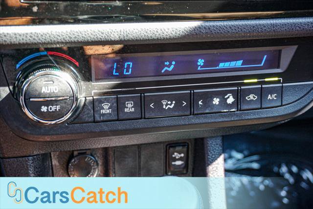 Used 2015 Toyota Corolla LE FWD image 29