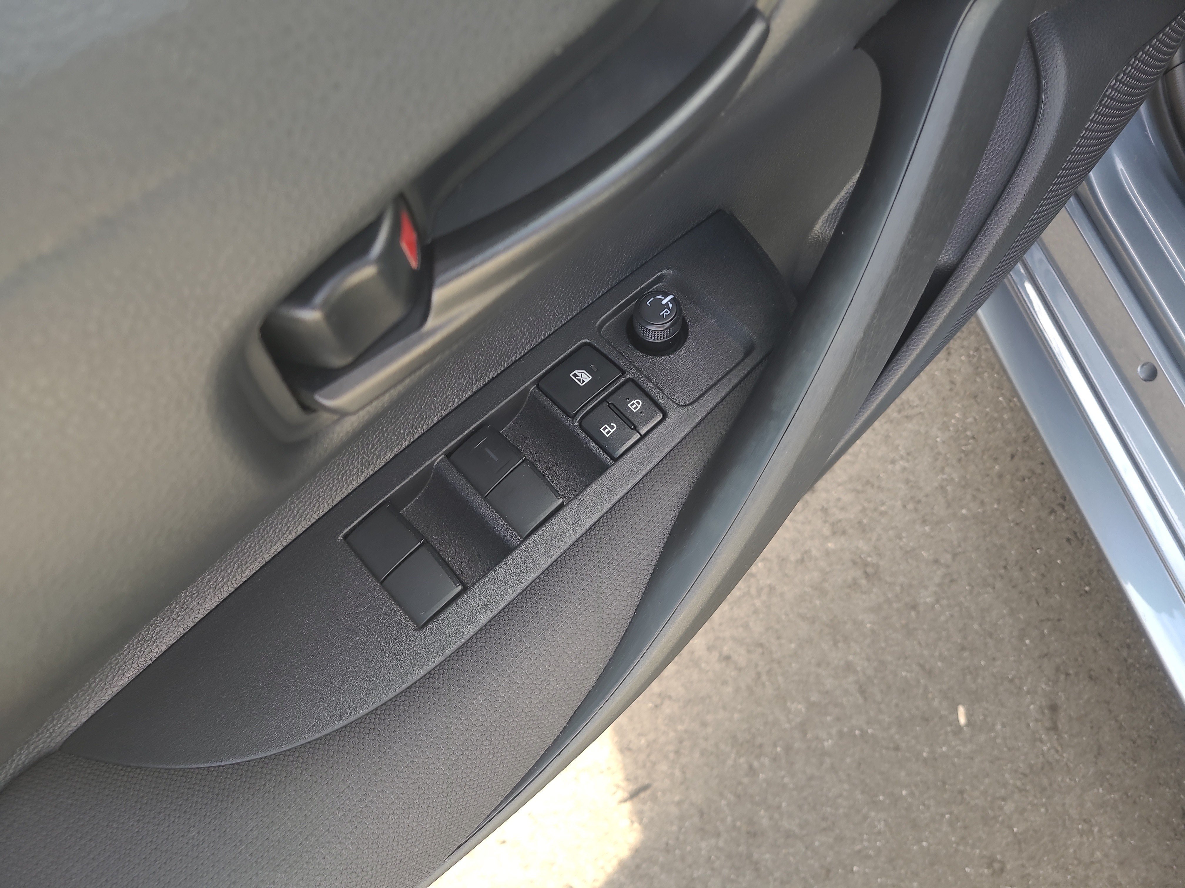 Certified 2025 Toyota Corolla LE FWD image 13