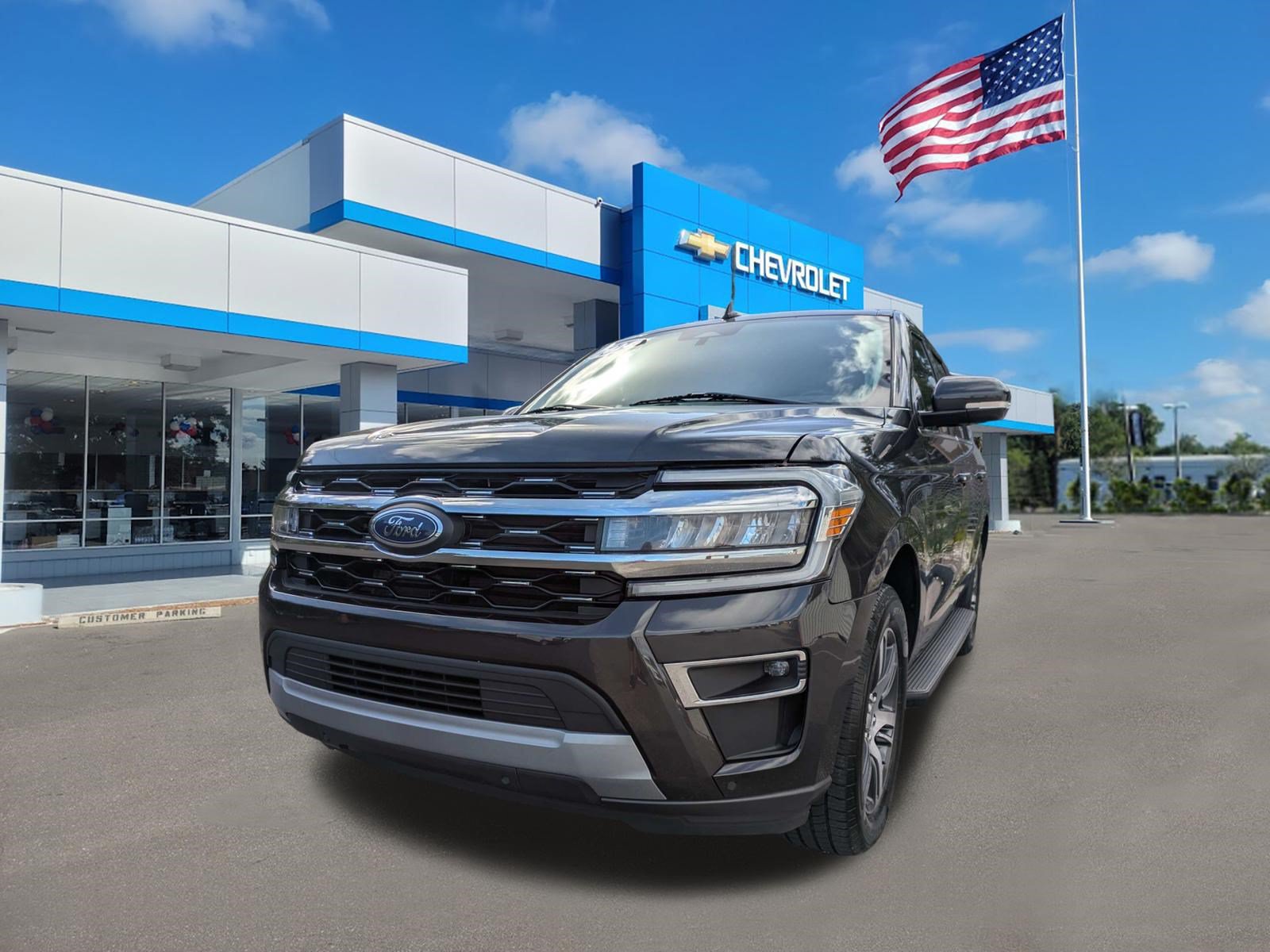 Used 2024 Ford Expedition Limited RWD image 7