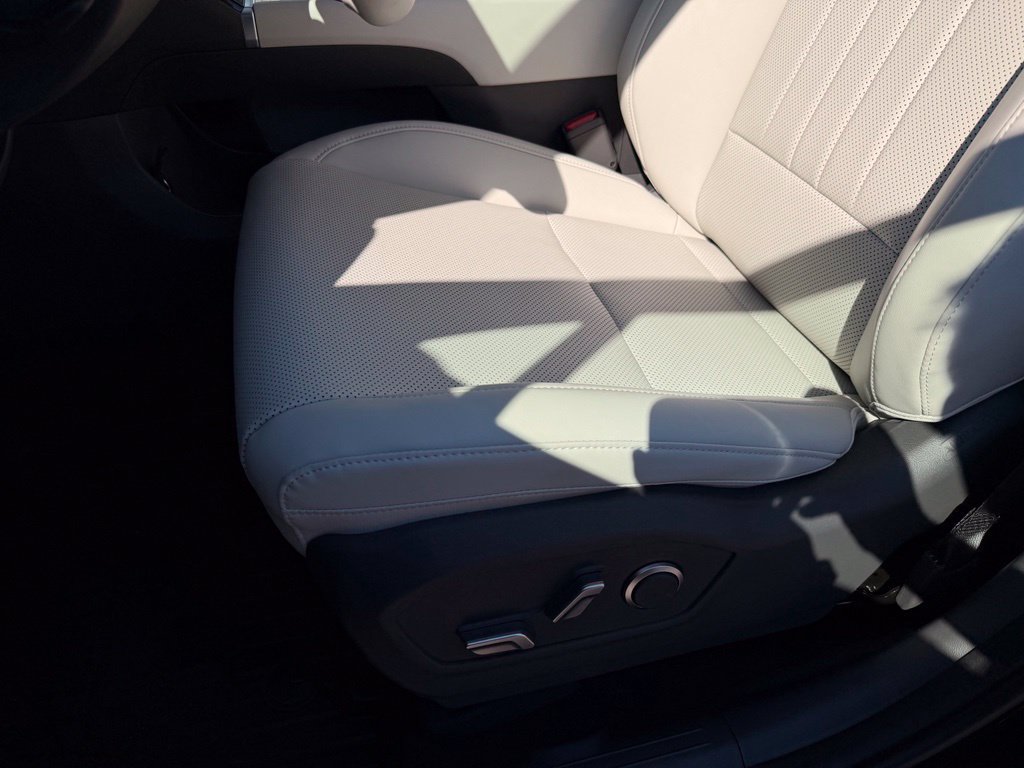 New 2027 Hyundai Santa Fe SEL FWD image 23