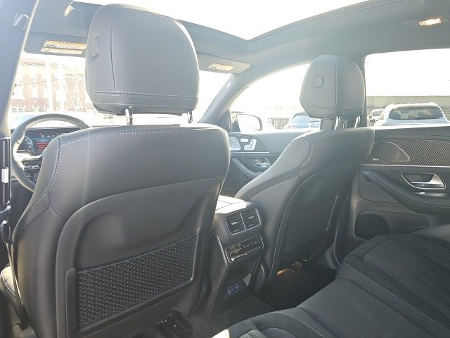 Used 2025 Mercedes-Benz GLE 53 AMG 4MATIC Coupe image 10