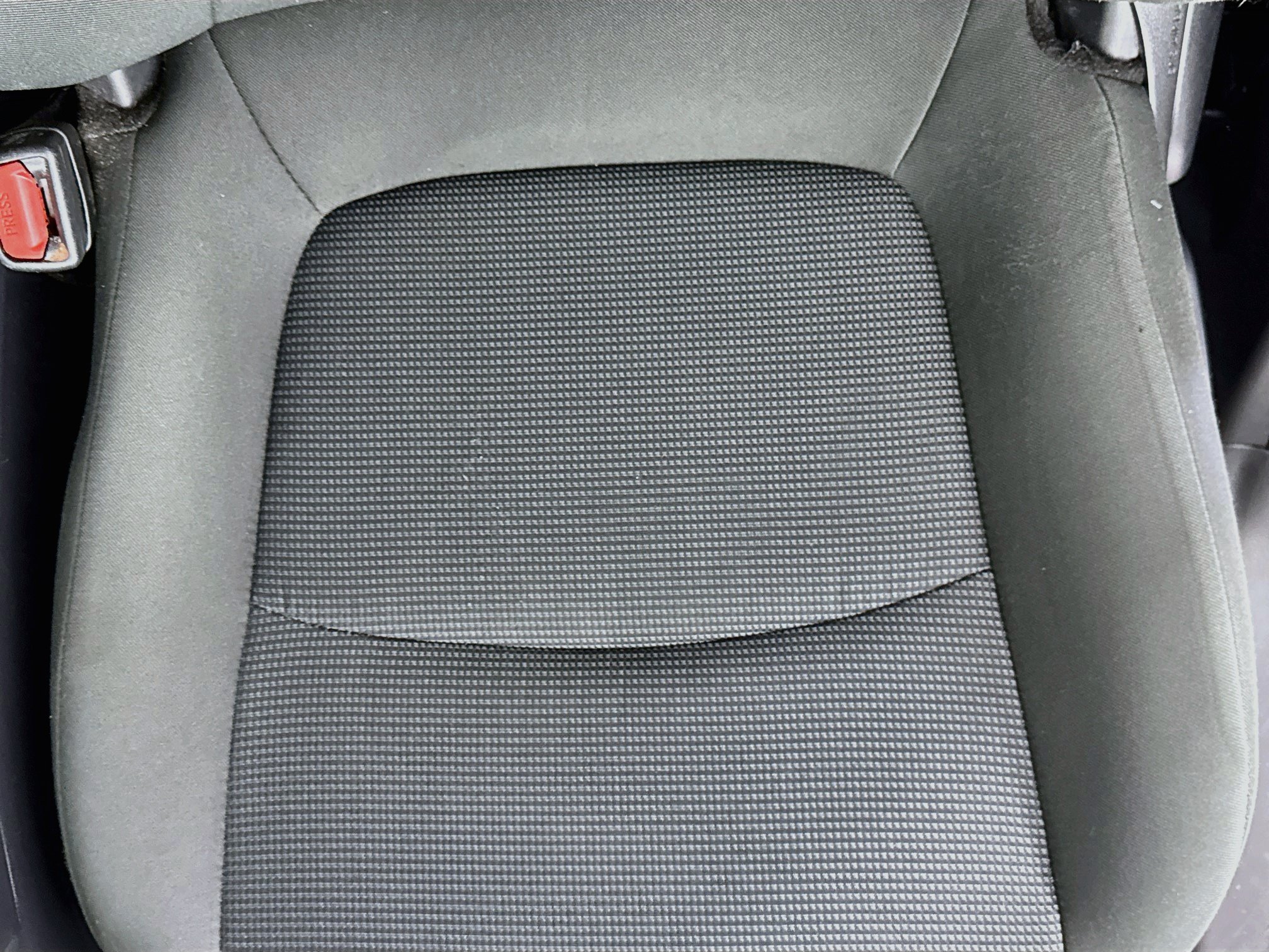 Certified 2025 Toyota RAV4 LE AWD/4WD image 18