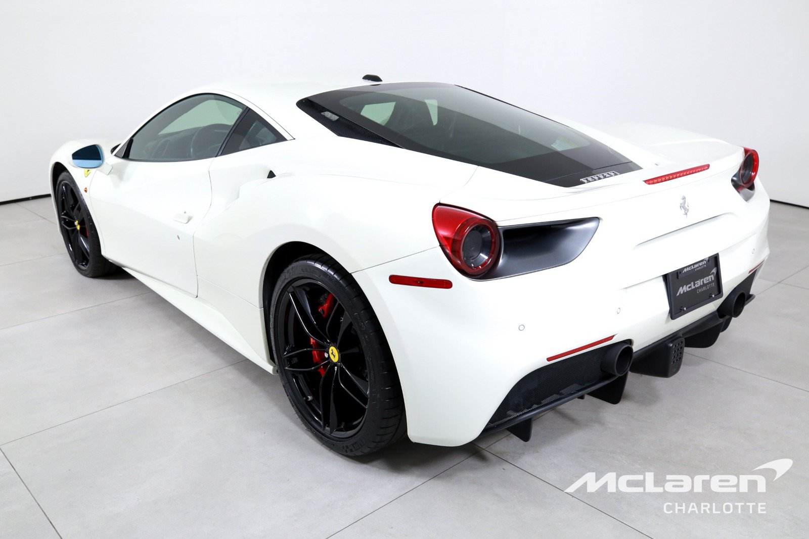 Used 2019 Ferrari 488 GTB RWD image 6