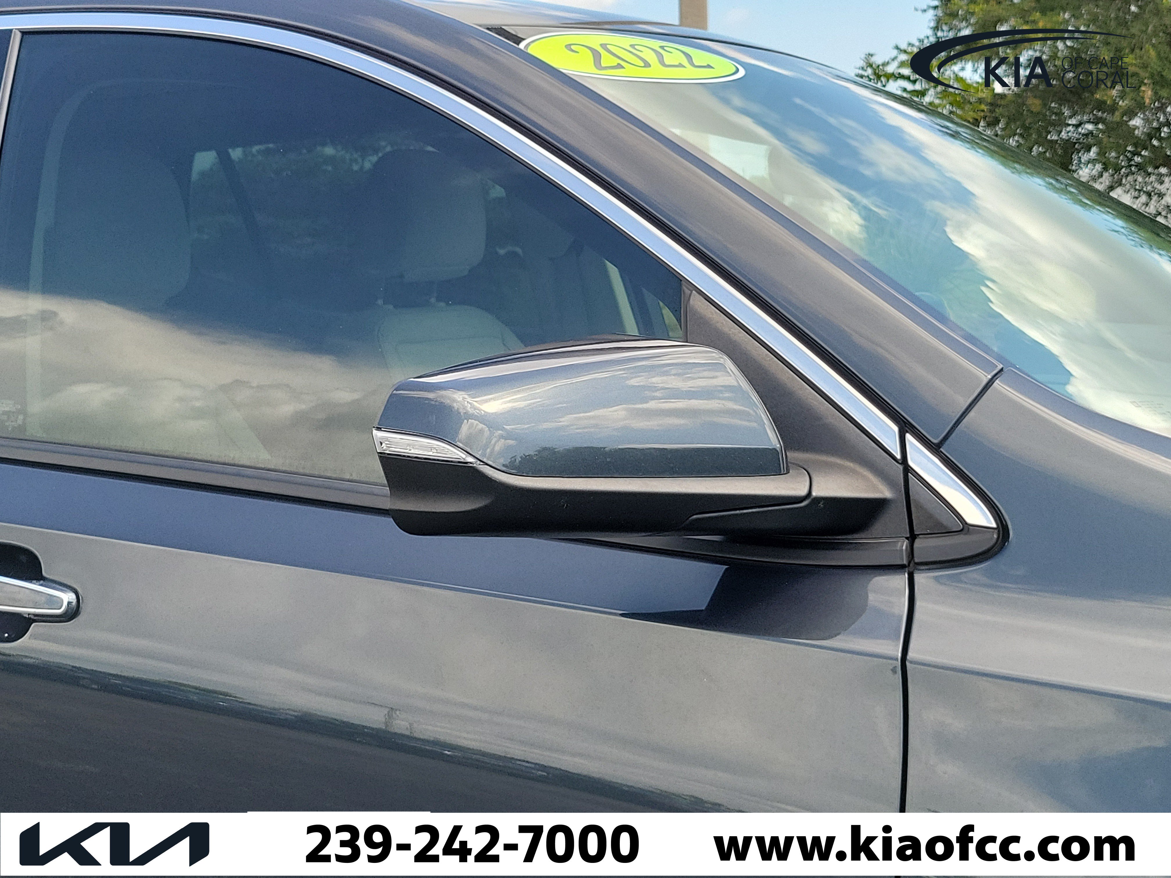 Used 2022 GMC Terrain Denali w/ LPO, Floor Liner Package AWD/4WD image 8