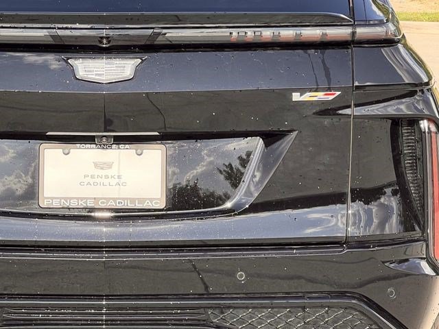 New 2026 Cadillac Lyriq V w/ LPO, Premium Carpet Package AWD/4WD image 28