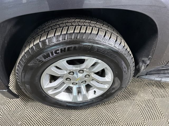 Used 2018 Chevrolet Suburban LT image 10