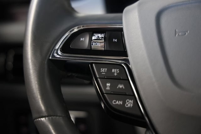 Used 2023 Lincoln Nautilus Reserve w/ Equipment Group 201A AWD/4WD image 32