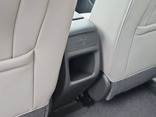 New 2026 Buick Envista Sport Touring FWD image 10