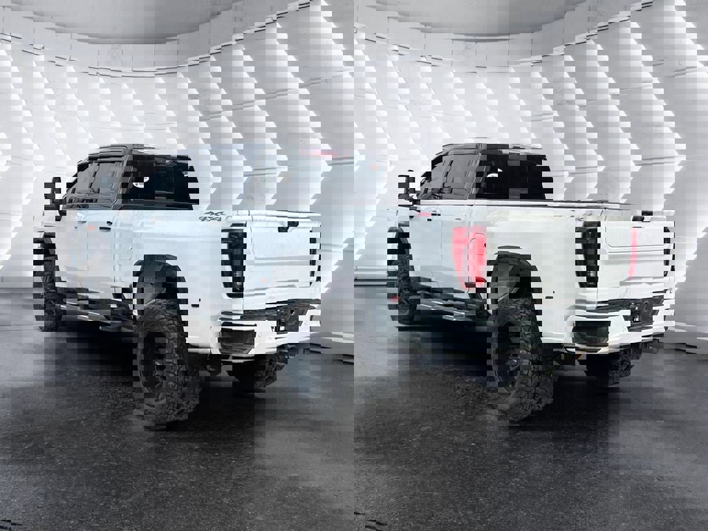 Used 2021 GMC Sierra 3500 Denali w/ Denali Ultimate Package image 4