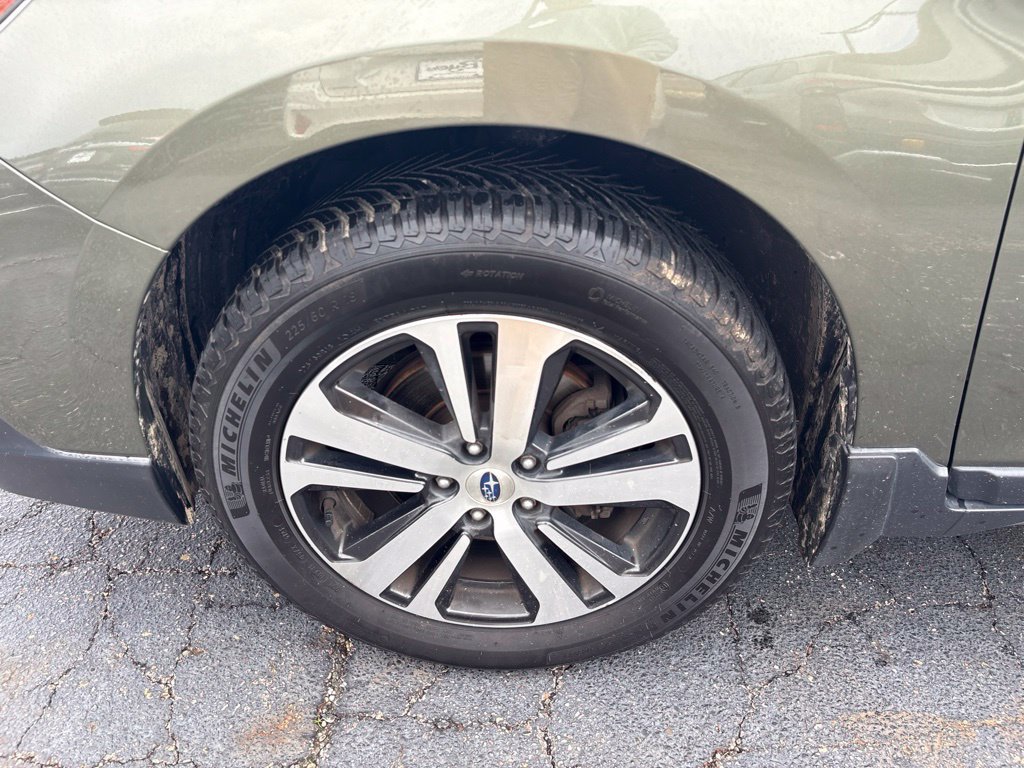 Used 2018 Subaru Outback 2.5i Limited AWD/4WD image 4