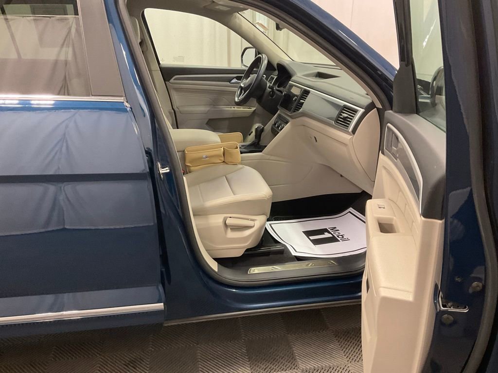 Used 2021 Volkswagen Atlas SE image 16