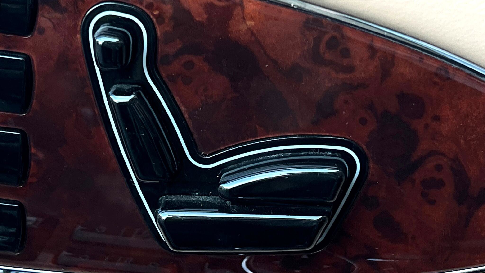 Used 2004 Maybach 57 image 41