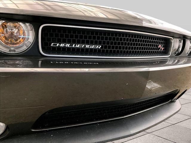 Used 2014 Dodge Challenger R/T w/ Electronics Convenience Group RWD image 30