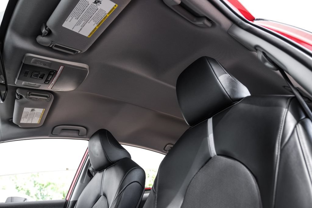 Used 2022 Toyota Camry XSE FWD image 35