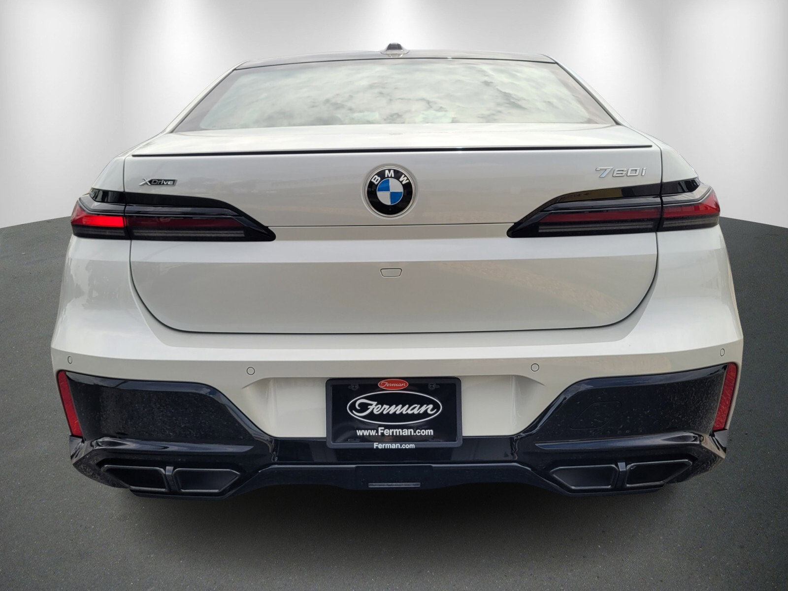 Used 2026 BMW 760i xDrive w/ Executive Package image 6