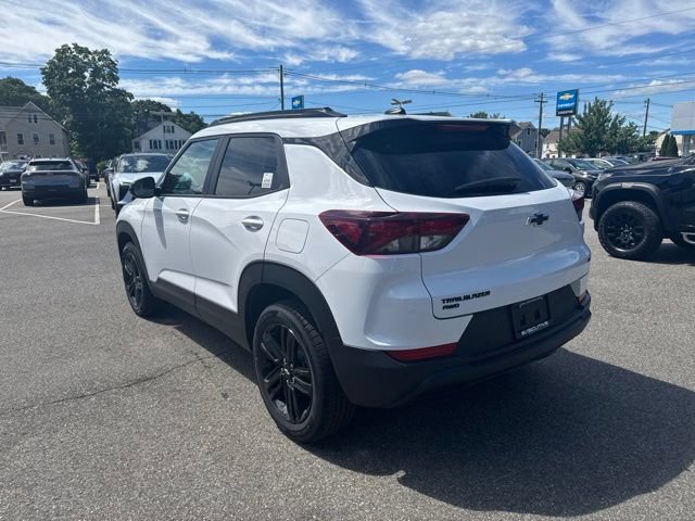 New 2026 Chevrolet TrailBlazer LT w/ Convenience Package AWD/4WD image 3