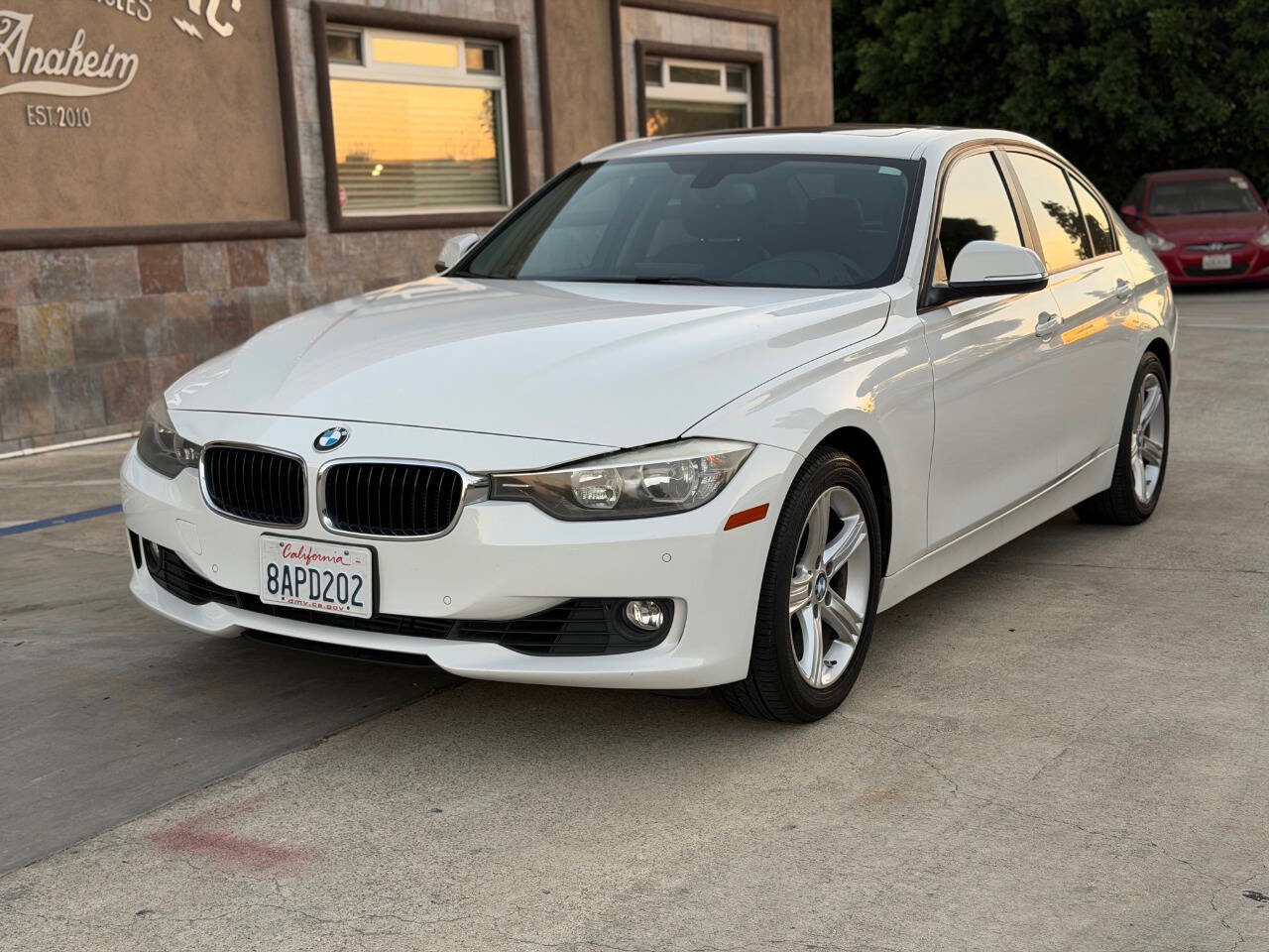 Used 2014 BMW 328i Sedan image 2