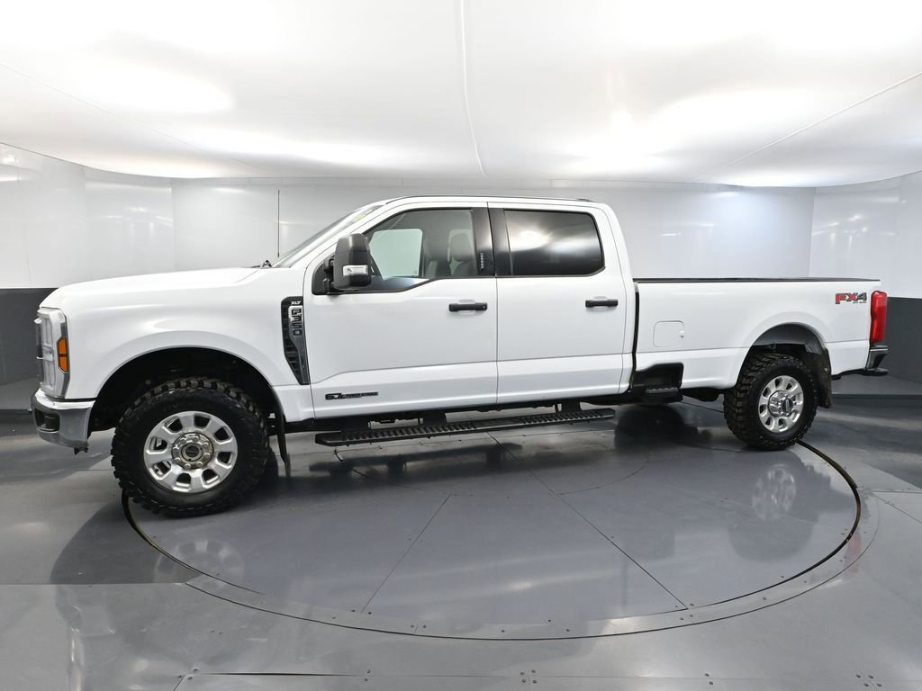 Used 2024 Ford F350 XLT w/ FX4 Off-Road Package image 11
