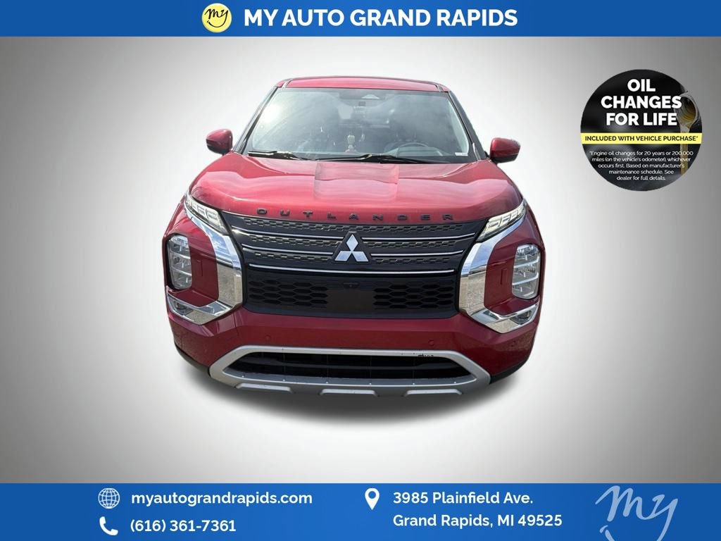 Used 2022 Mitsubishi Outlander SE AWD/4WD image 4