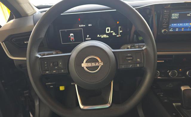 Used 2025 Nissan Kicks S image 8