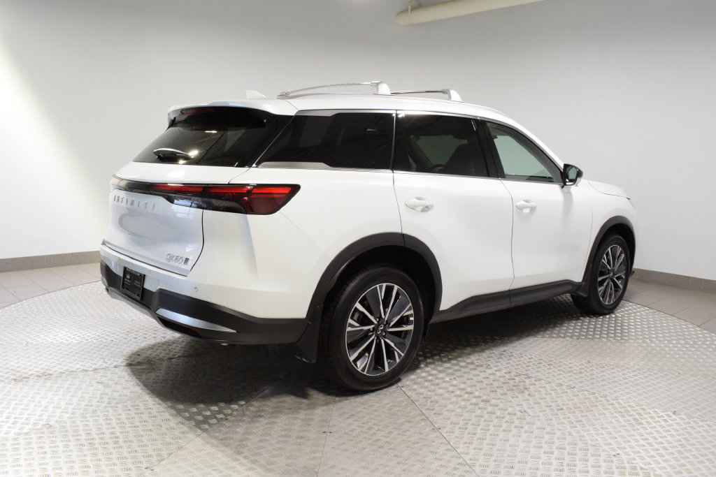 Certified 2027 INFINITI QX60 Luxe w/ Family Package AWD/4WD image 12