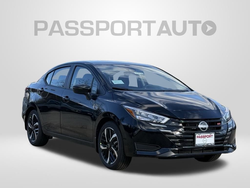 New 2025 Nissan Versa SR w/ Trunk Package image 3