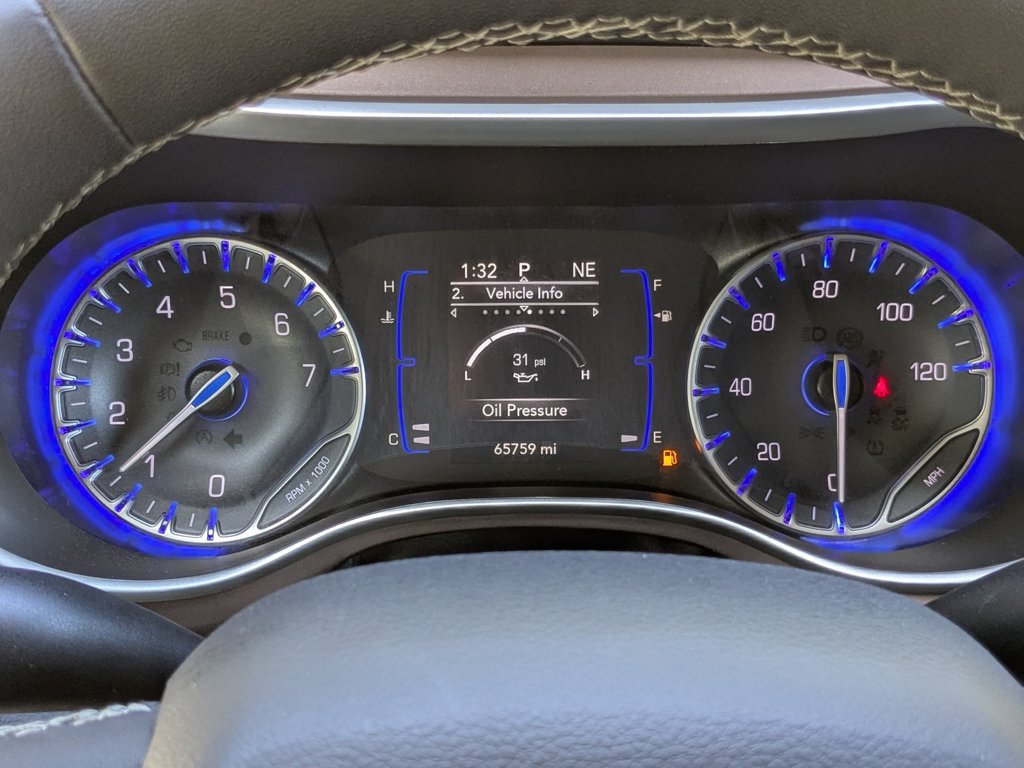 Used 2023 Chrysler Voyager LX FWD image 18