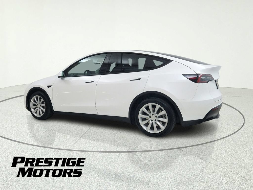 Used 2021 Tesla Model Y Long Range AWD/4WD image 4