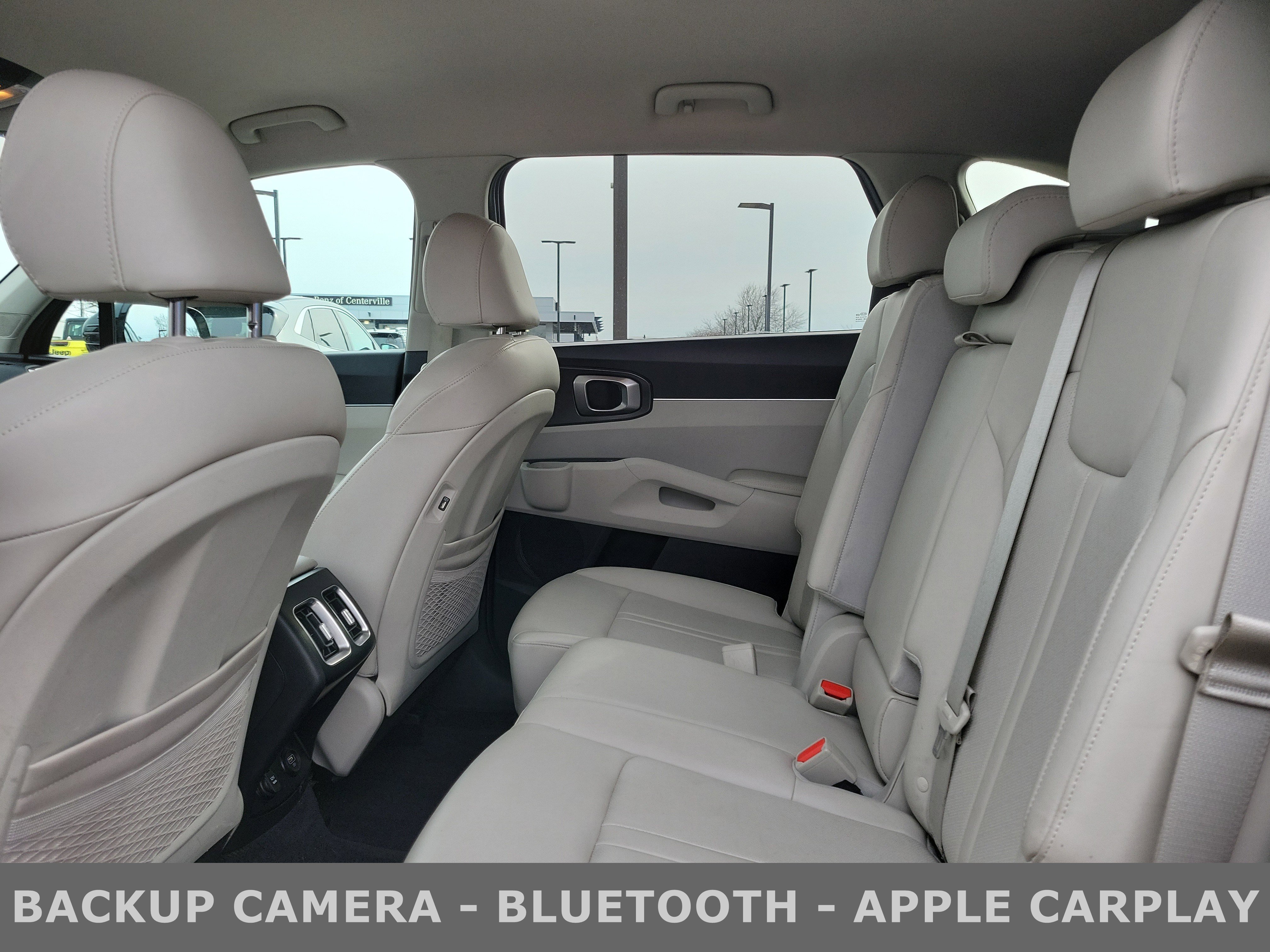 Used 2021 Kia Sorento S FWD image 11