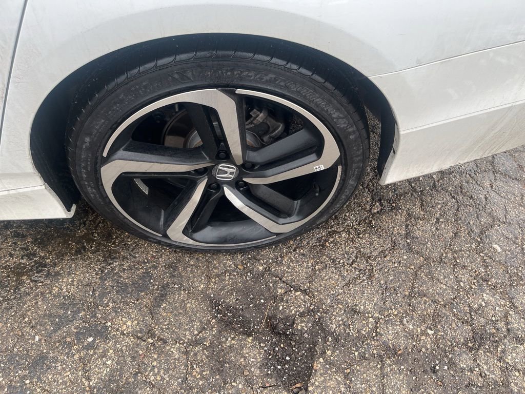 Used 2022 Honda Accord Sport image 15