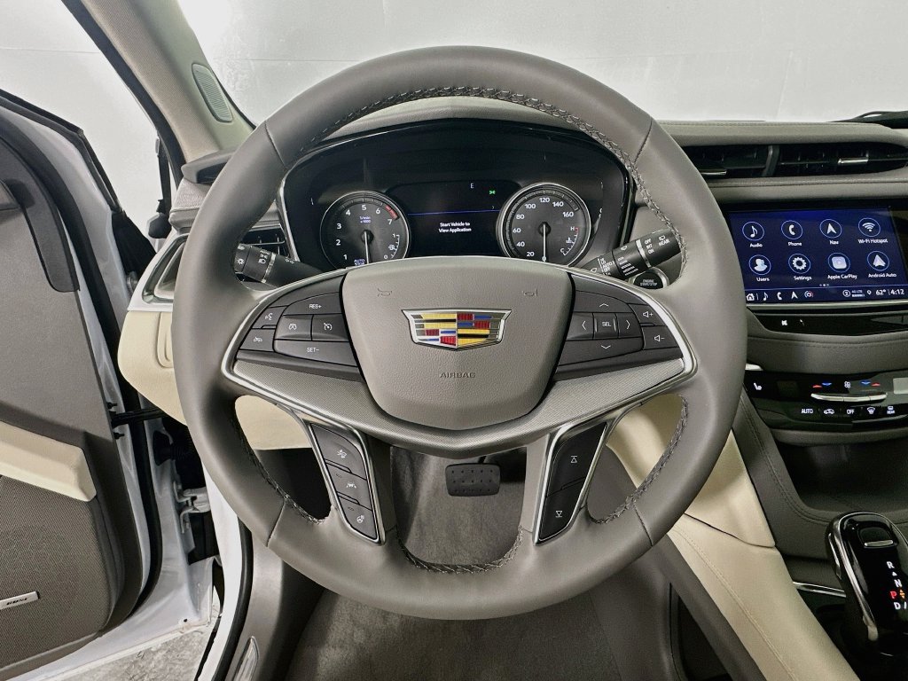 New 2026 Cadillac XT5 Premium Luxury w/ LPO, Floor Liner Package AWD/4WD image 11