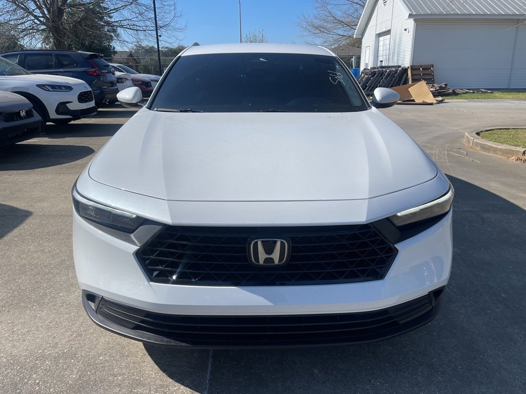 Used 2025 Honda Accord LX image 2
