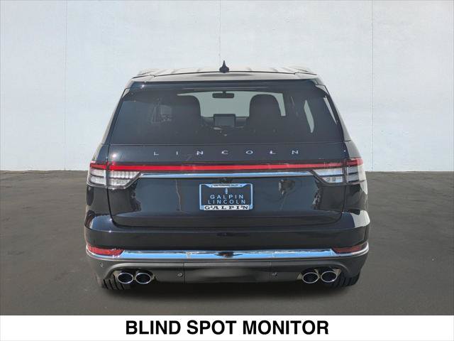Used 2023 Lincoln Aviator Reserve w/ Equipment Group 201A AWD/4WD image 4