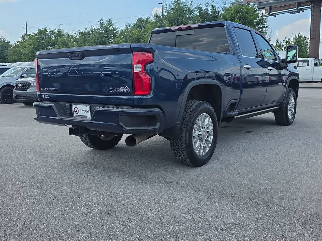 Used 2023 Chevrolet Silverado 2500 High Country w/ Z71 Off-Road Package AWD/4WD image 7