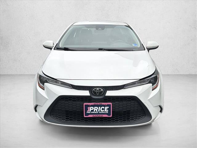 Used 2020 Toyota Corolla LE FWD video 2