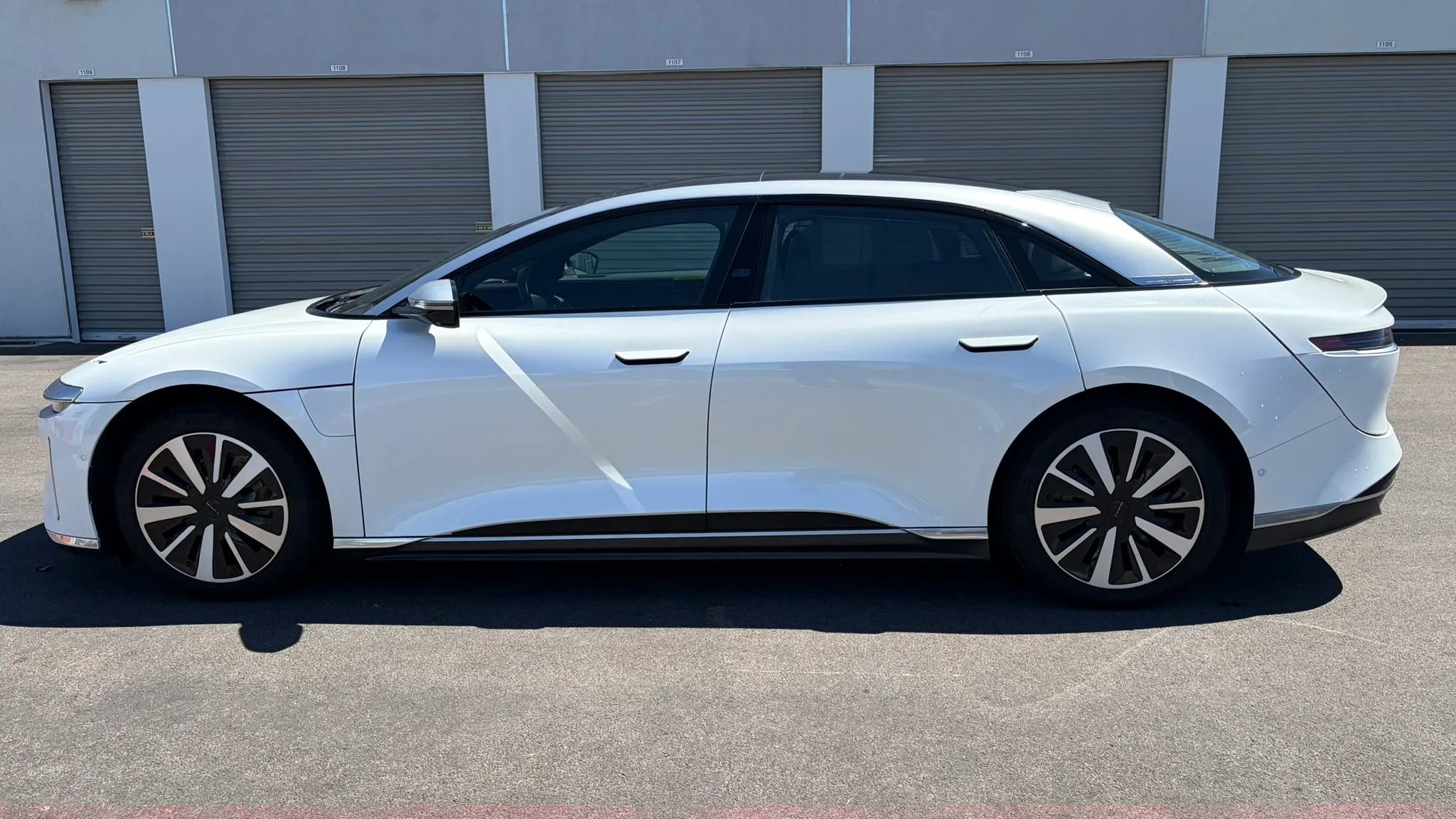 Used 2022 Lucid Air Grand Touring image 2