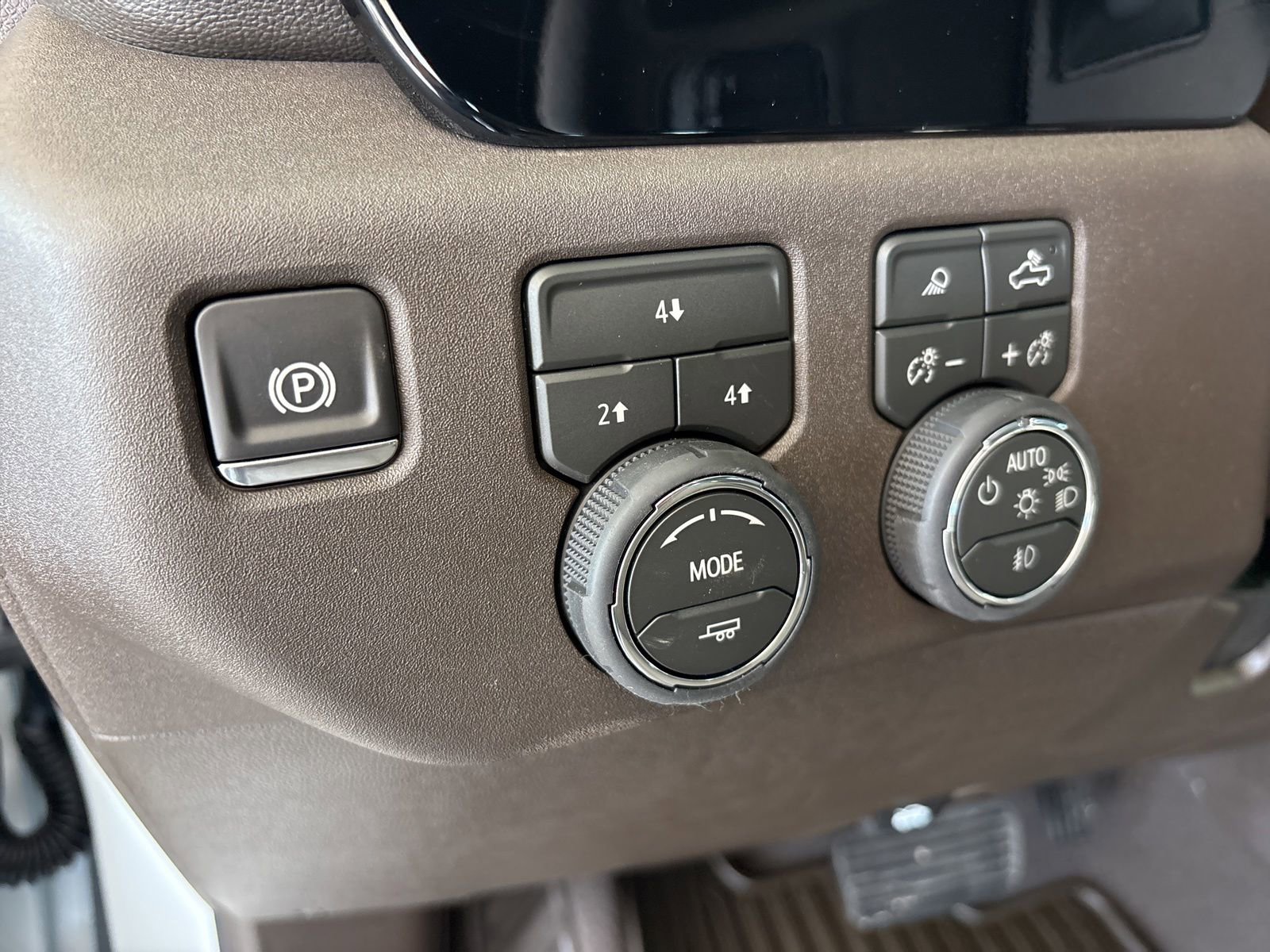 New 2026 Chevrolet Silverado 2500 LT w/ Texas Edition AWD/4WD image 12