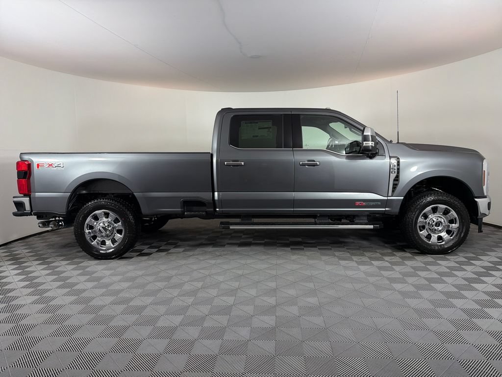 New 2026 Ford F350 Lariat w/ Lariat Premium Package AWD/4WD image 2
