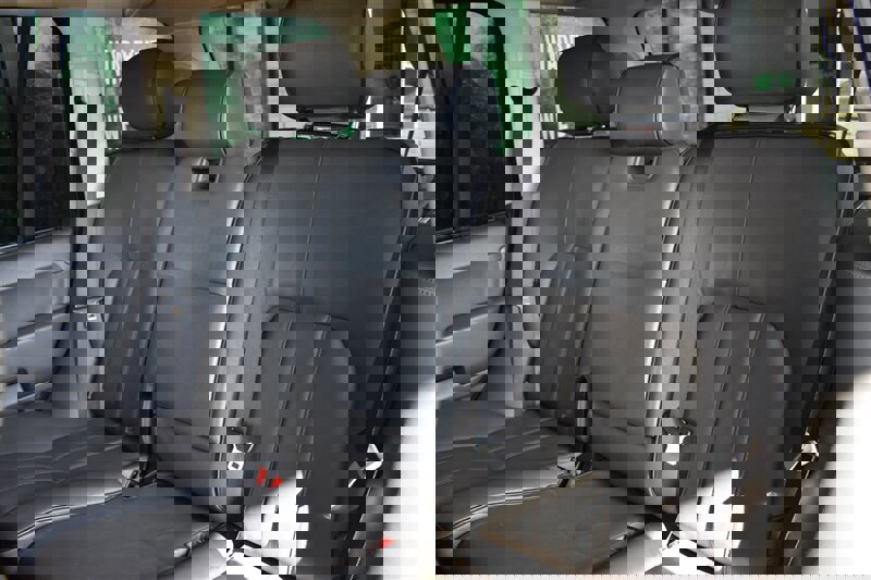 Used 2005 Land Rover Range Rover HSE image 40