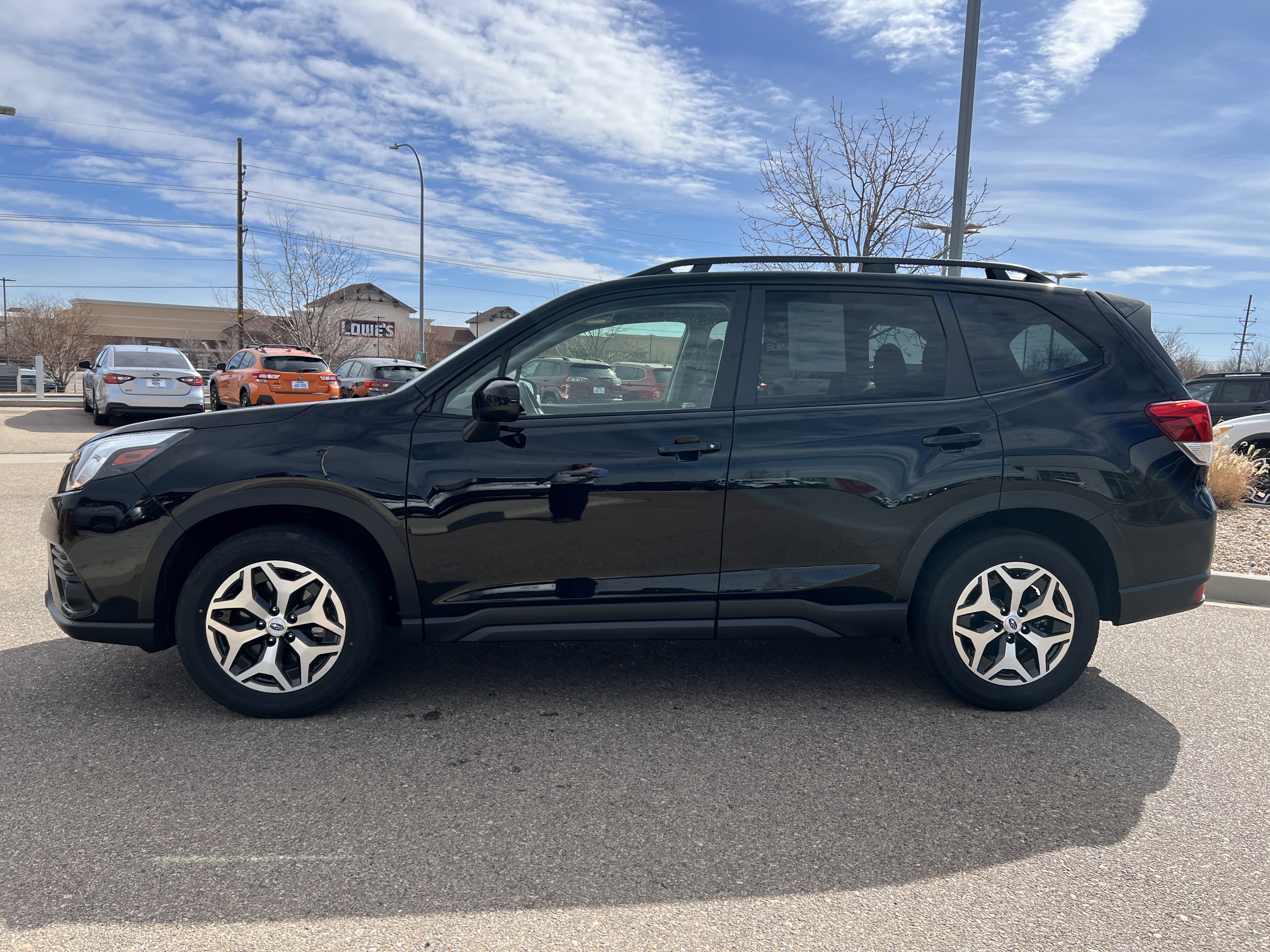 Used 2024 Subaru Forester Premium image 14