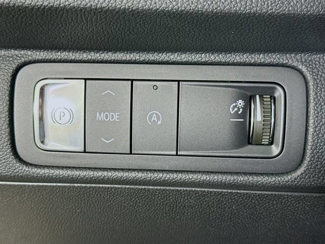 New 2026 Chevrolet Traverse LT FWD image 12