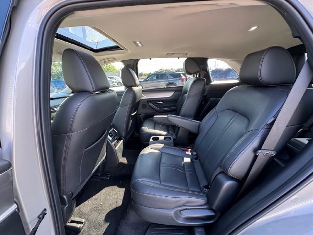 Used 2025 MAZDA CX-90 3.3 Turbo w/ Preferred Package AWD/4WD image 13