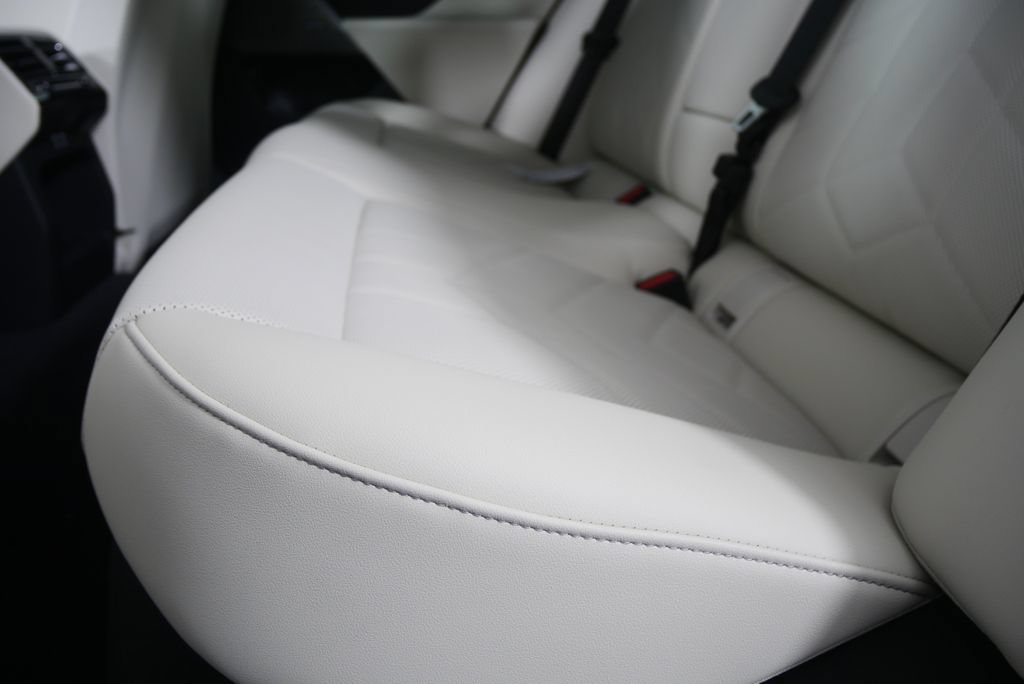 Used 2026 BMW 530i RWD image 15